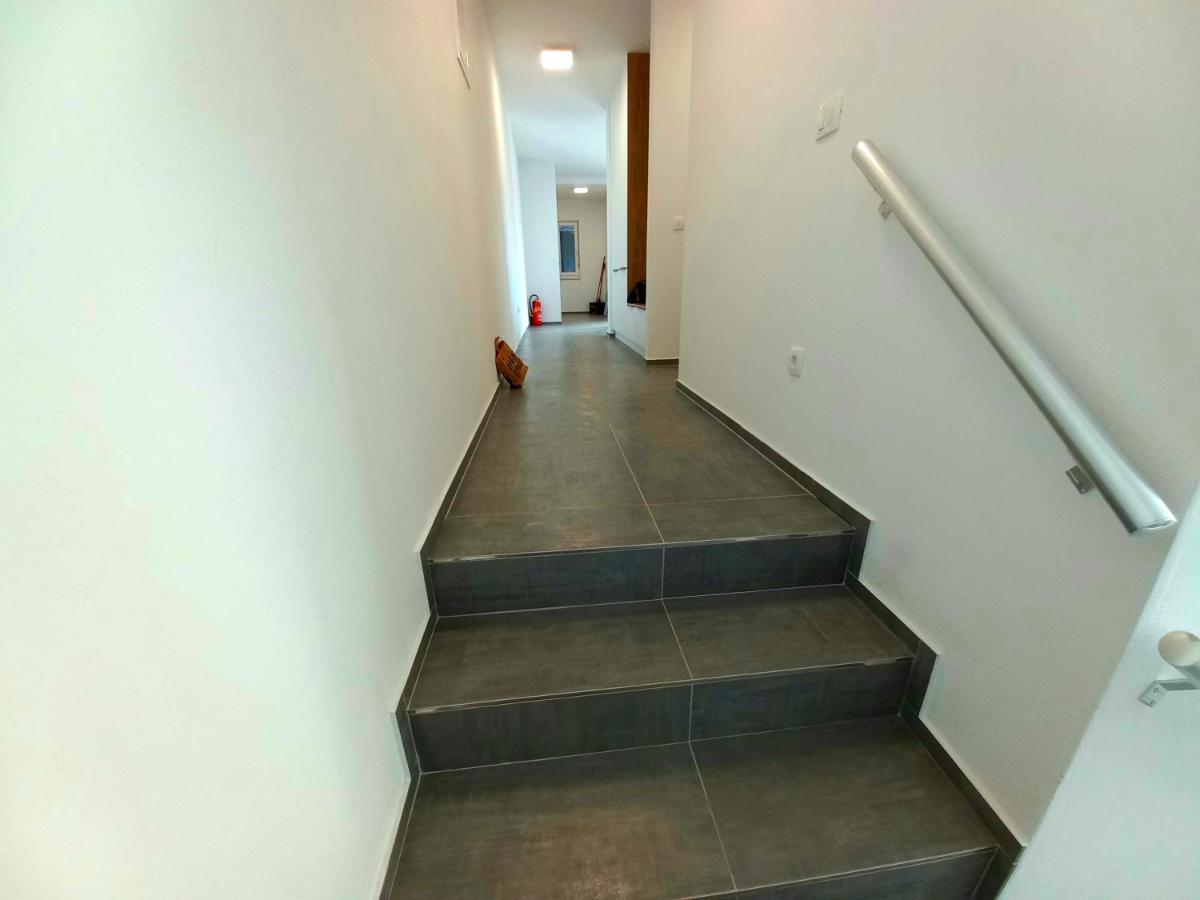 Apartment Martina Vir Exterior photo