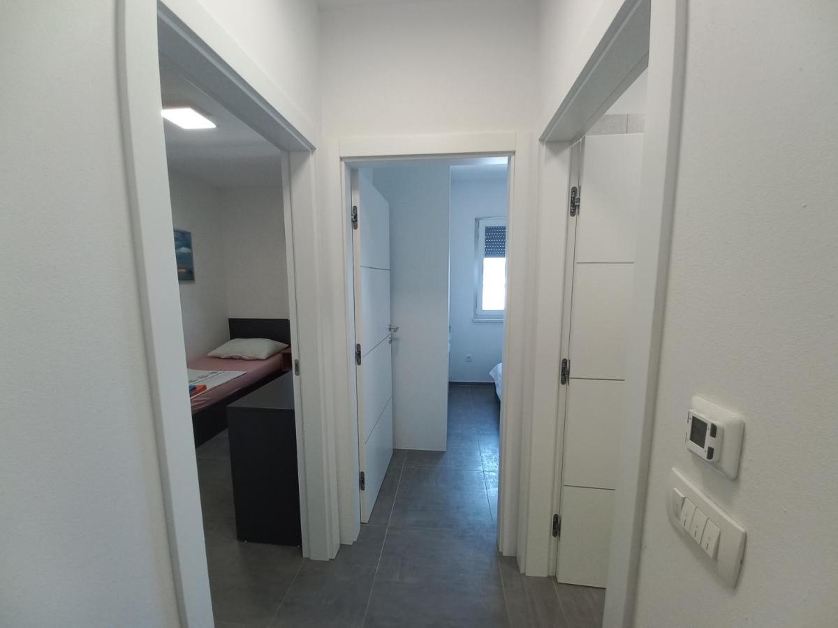 Apartment Martina Vir Exterior photo