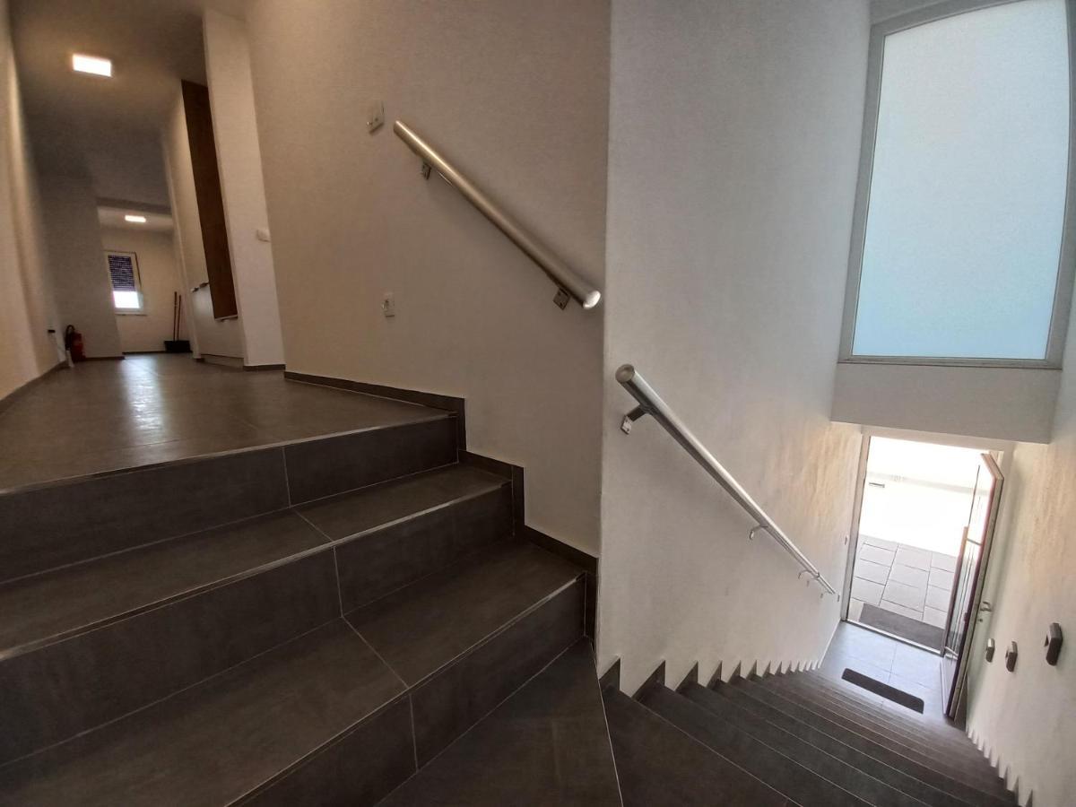 Apartment Martina Vir Exterior photo