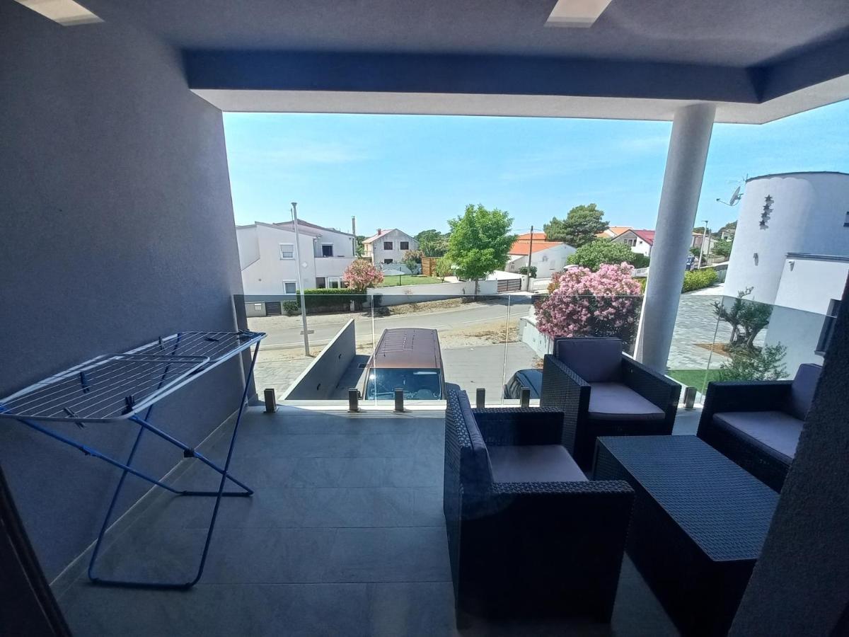 Apartment Martina Vir Exterior photo