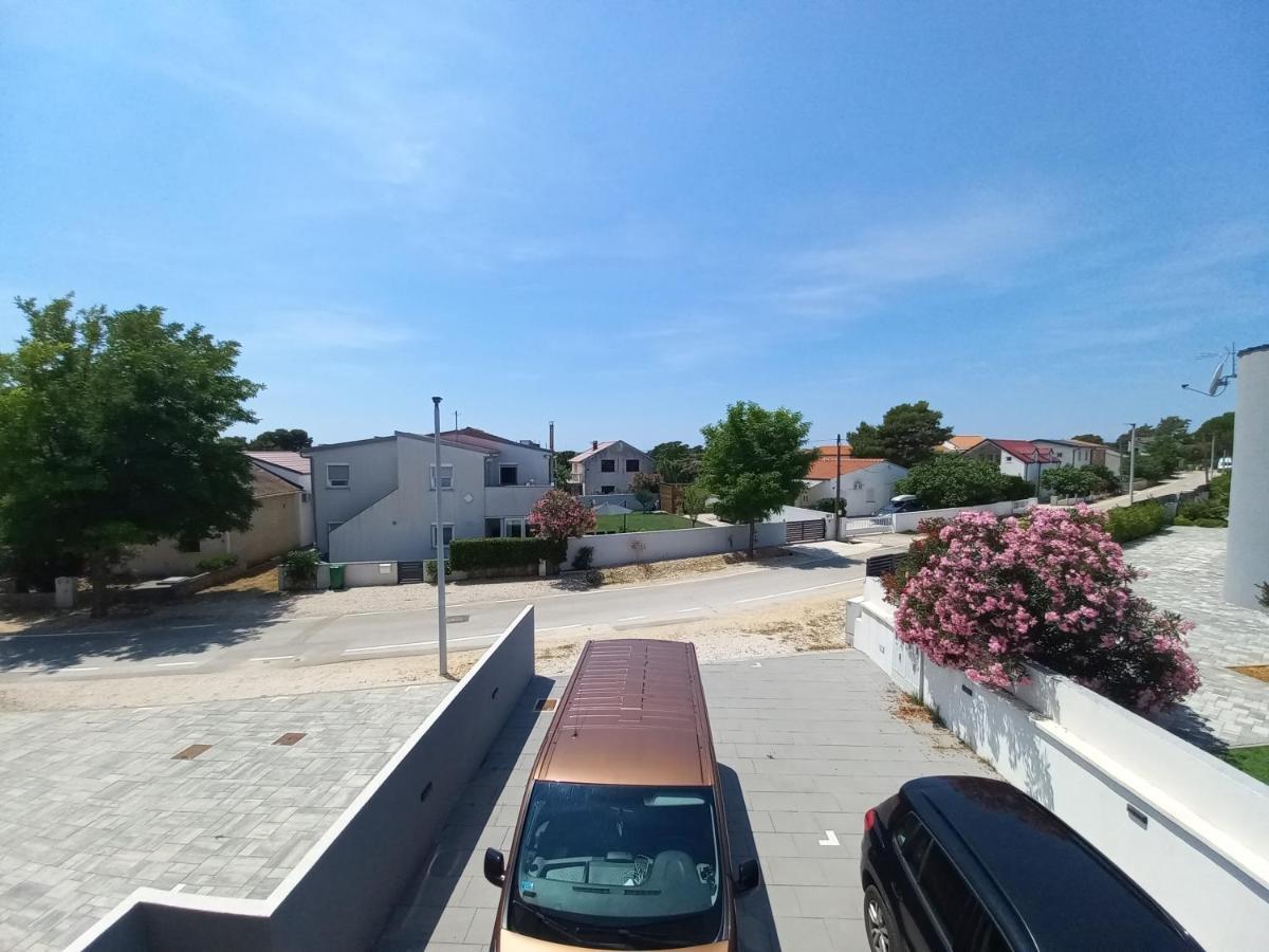 Apartment Martina Vir Exterior photo