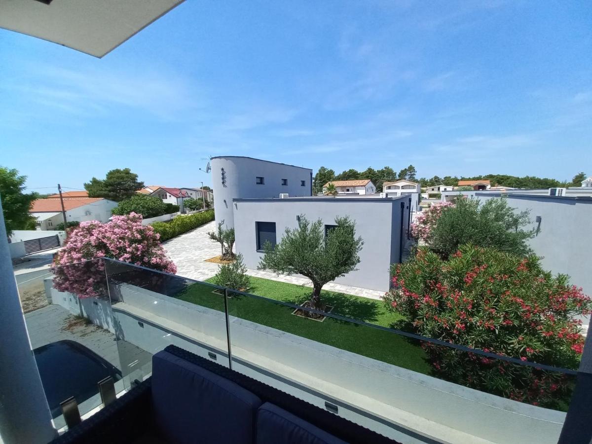 Apartment Martina Vir Exterior photo